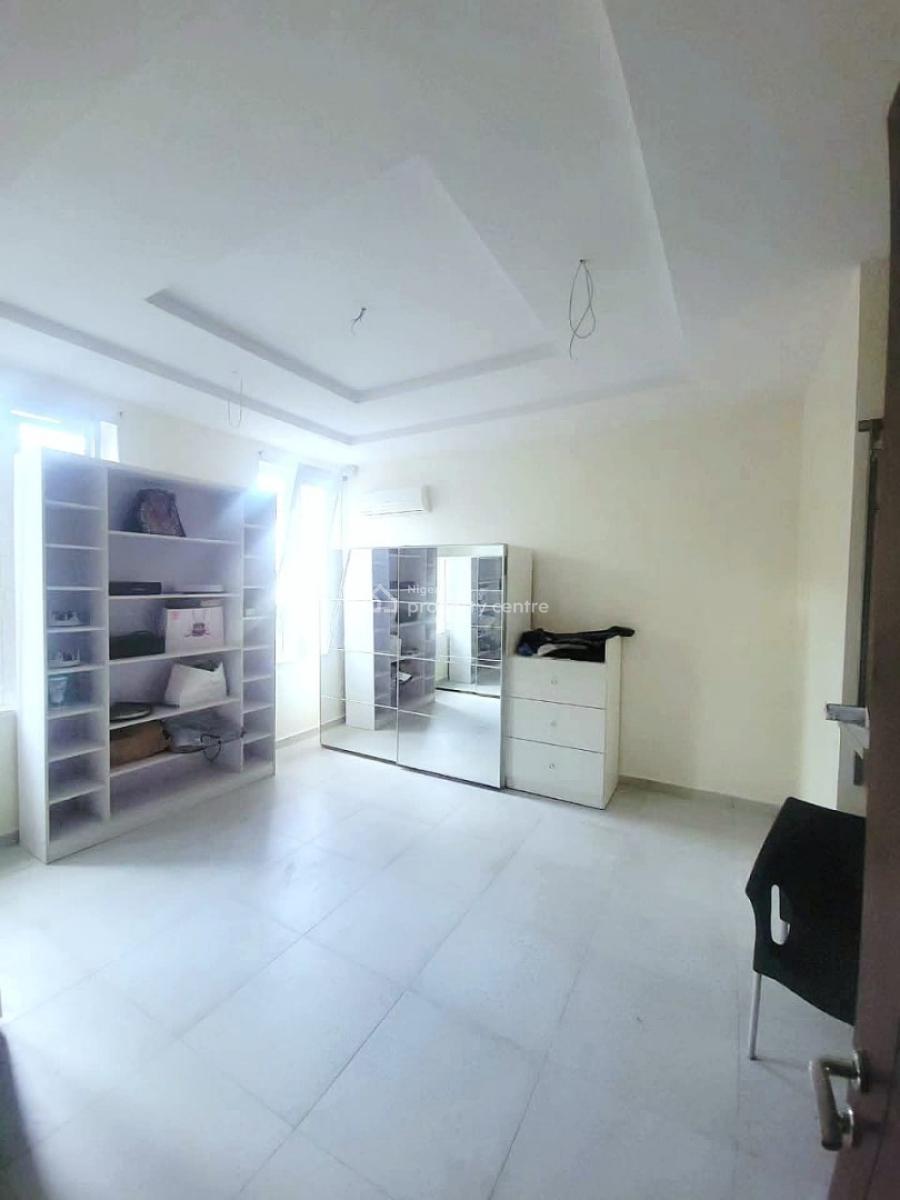 Serviced 4 Bedroom Semi Detached Duplex with Bq, Lekki Phase 1, Lekki, Lagos, Semi-detached Duplex for Rent