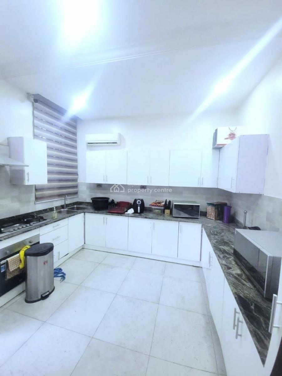 Serviced 4 Bedroom Semi Detached Duplex with Bq, Lekki Phase 1, Lekki, Lagos, Semi-detached Duplex for Rent