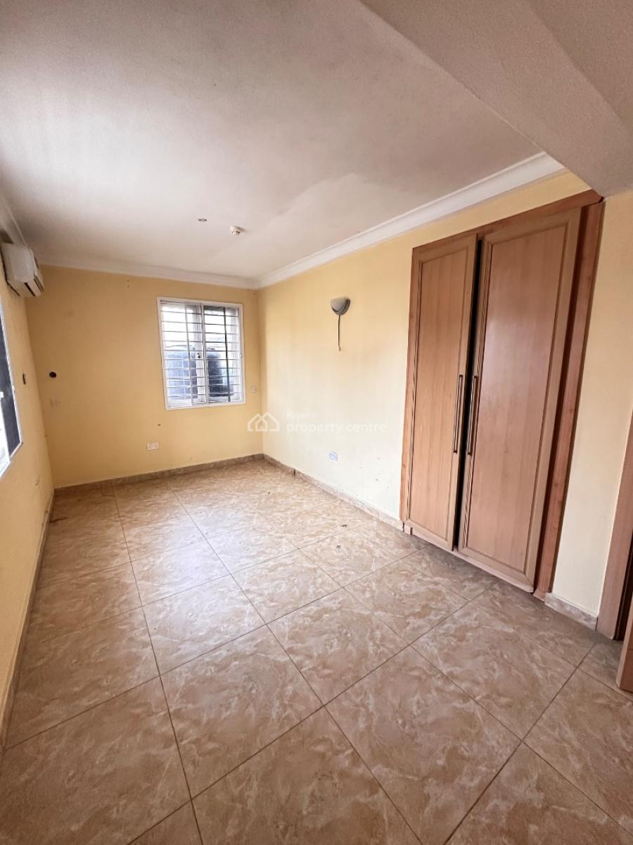 Lovely 3 Bedroom Apartment, Lekki Phase 1, Lekki, Lagos, Flat / Apartment for Rent