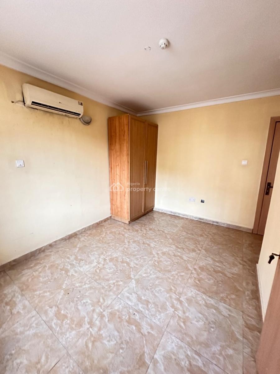 Lovely 3 Bedroom Apartment, Lekki Phase 1, Lekki, Lagos, Flat / Apartment for Rent