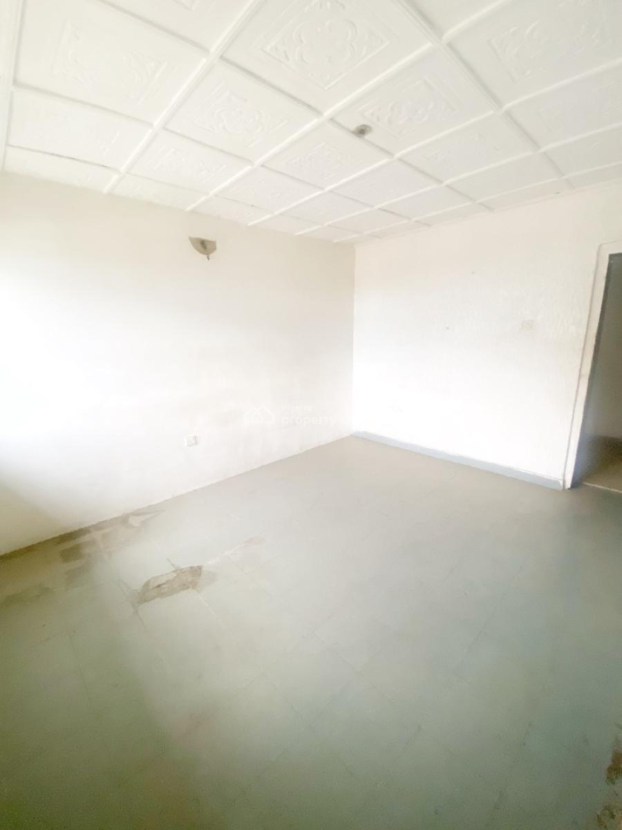 Luxury 2 Bedroom Flat, Olowora, Omole Phase 2, Ikeja, Lagos, Flat / Apartment for Rent