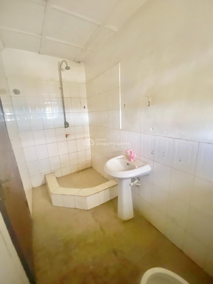 Luxury 2 Bedroom Flat, Olowora, Omole Phase 2, Ikeja, Lagos, Flat / Apartment for Rent
