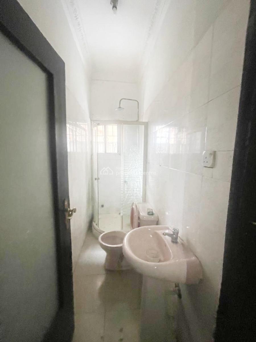 Luxury 2 Bedroom Flat, Gra Phase 1, Magodo, Lagos, Flat / Apartment for Rent