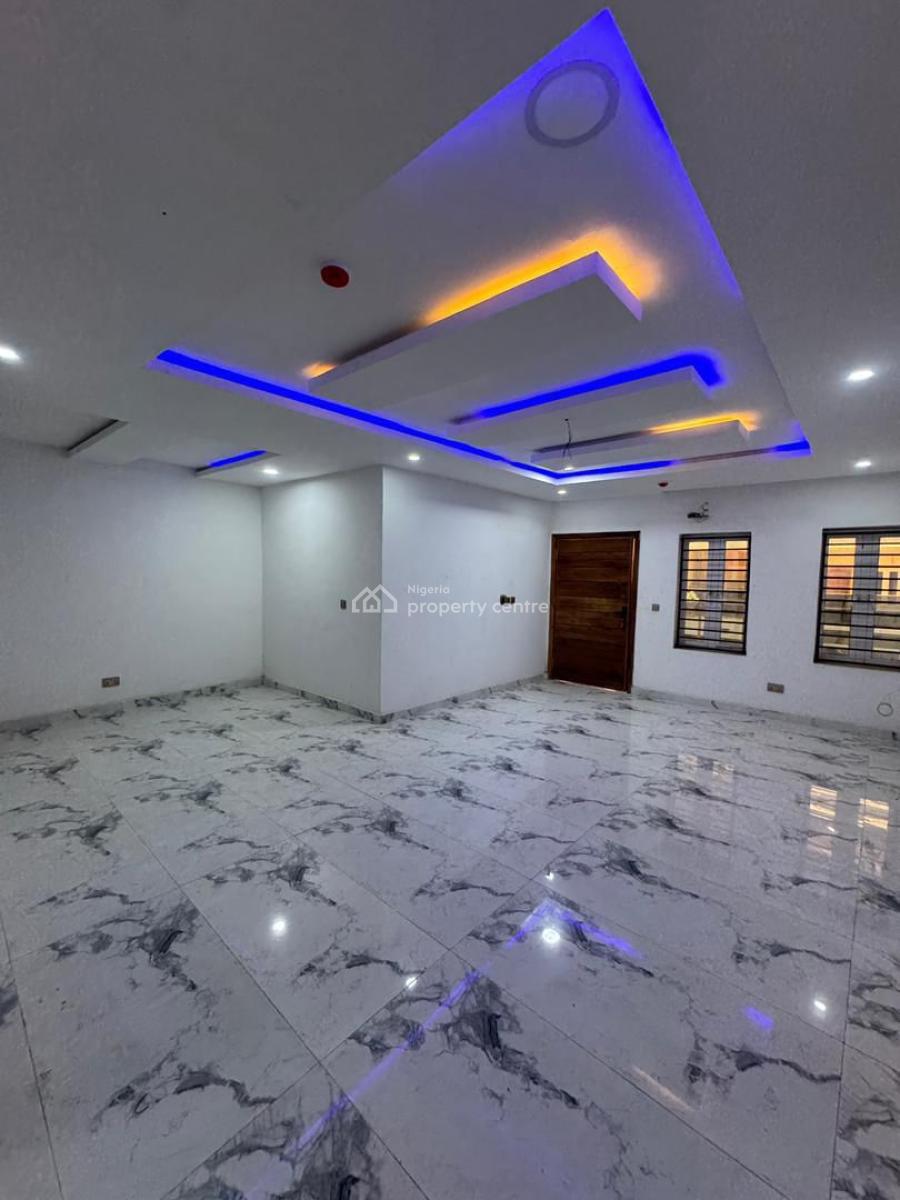 Elegantly Finished 2 Bedroom Apartment with Gym, Pool, & Mini Mart, Lekki Phase 1, Lekki, Lagos, Flat / Apartment for Sale
