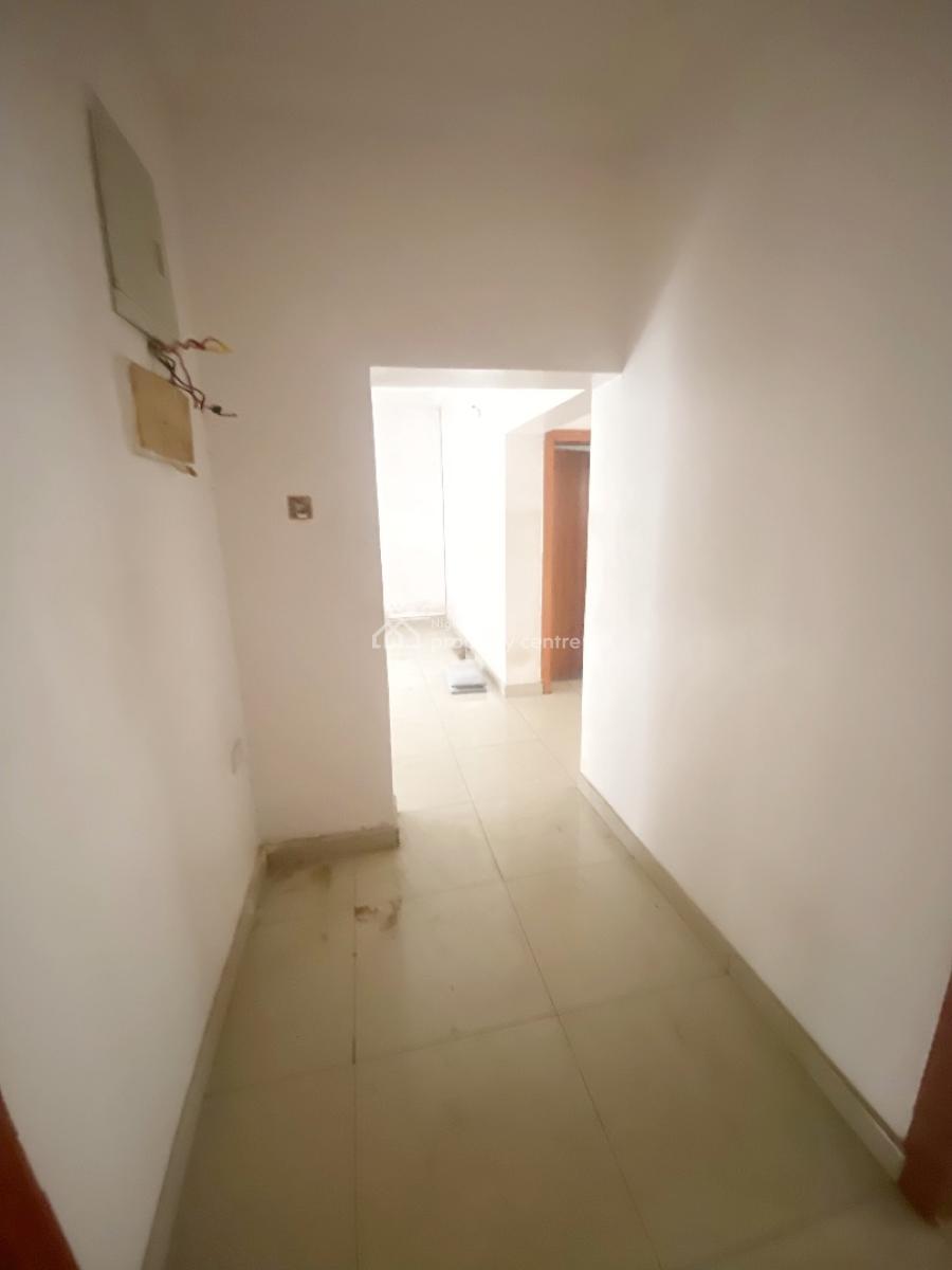 Luxury 2 Bedroom Flat, Gra Phase 1, Magodo, Lagos, Flat / Apartment for Rent