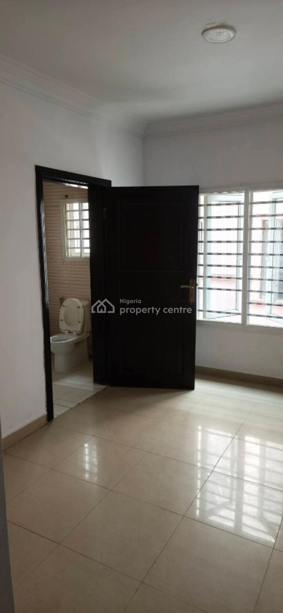 Neatly Renovated Mixed Use 5 Bedroom Semi Detached Duplex with Bq, Lekki Phase 1, Lekki, Lagos, Semi-detached Duplex for Rent