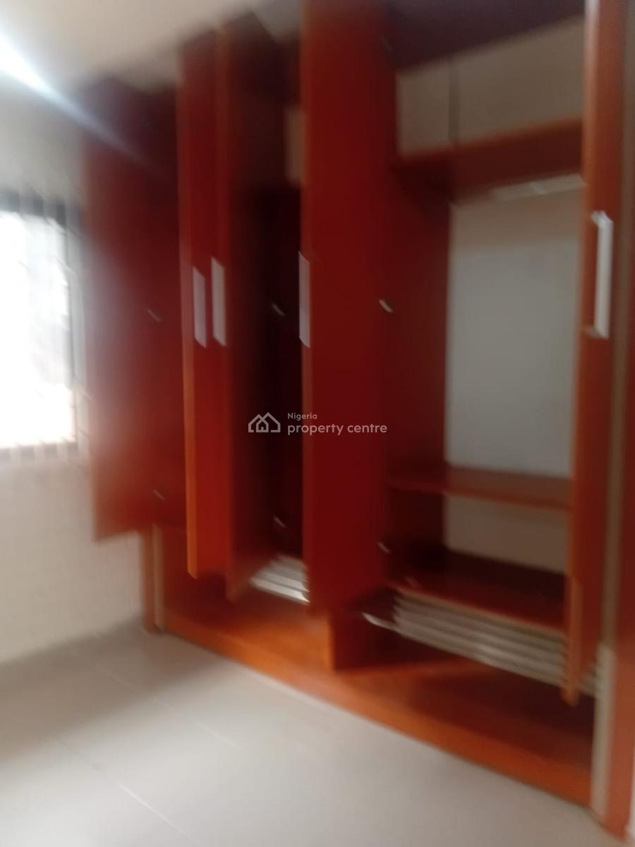 Well Maintained Spacious 1 Bedroom Apartment, Off Admiralty Road, Lekki Phase1, Lekki Phase 1, Lekki, Lagos, Mini Flat (room and Parlour) for Rent