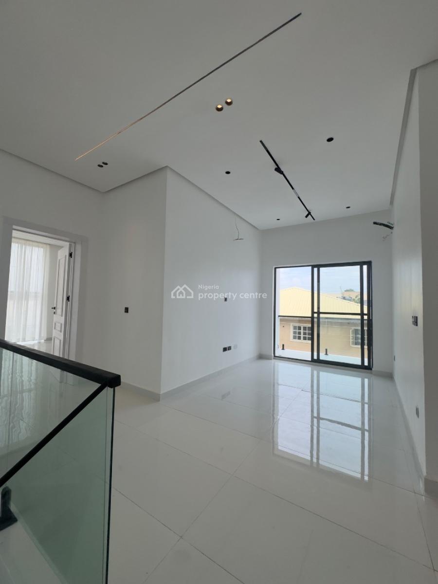 Luxury 5 Bedroom with Swimming Pool, Lounge and Bq, Ajah, Lagos, Detached Duplex for Sale