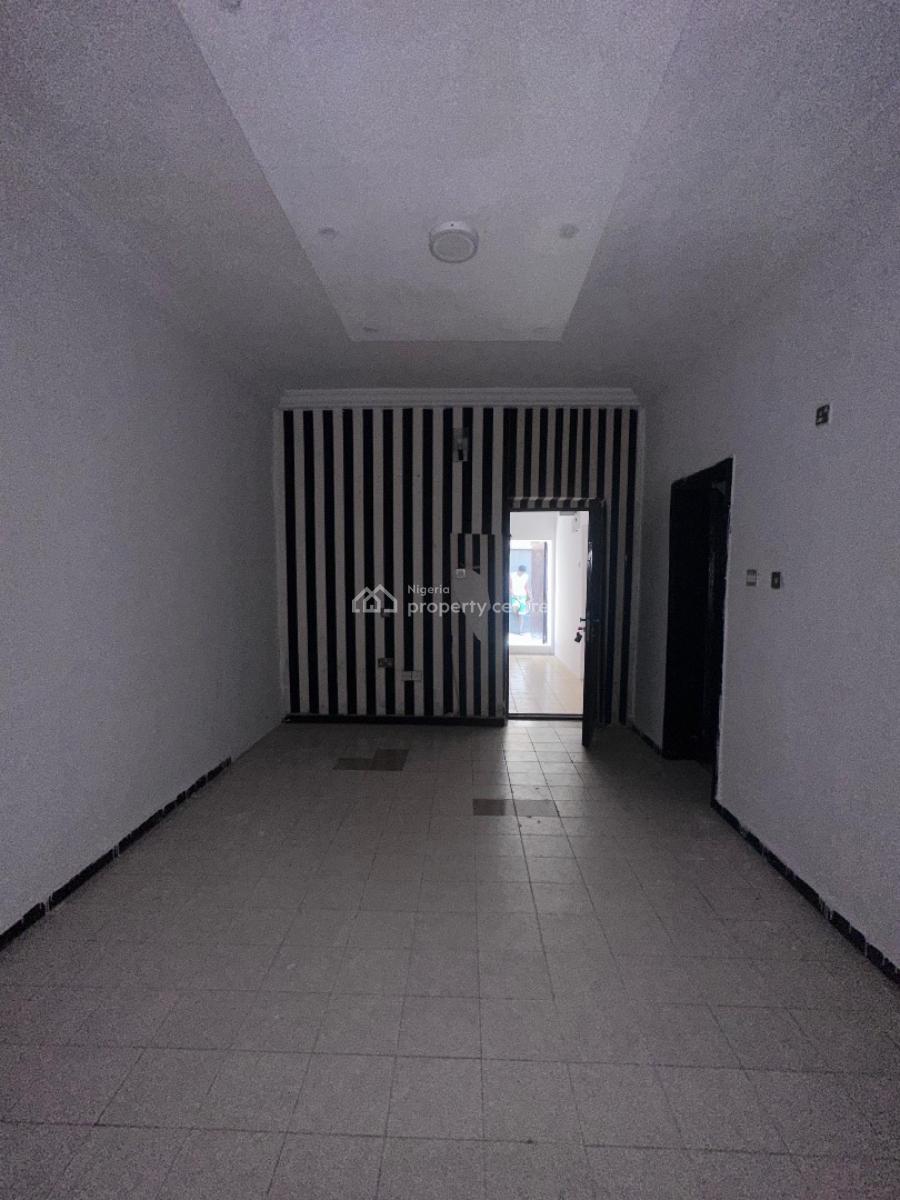 1 Bedroom Apartment, Lekki Phase 1, Lekki, Lagos, Flat / Apartment for Rent