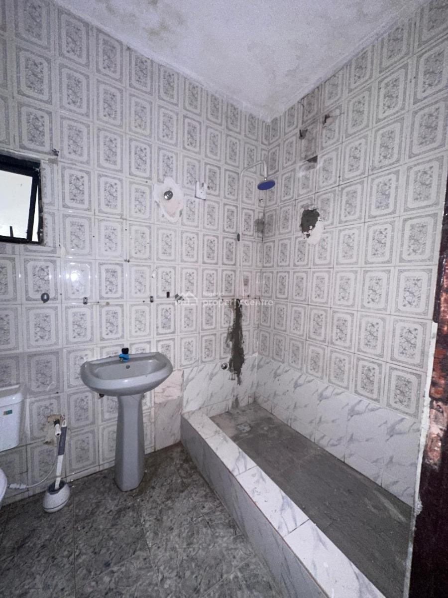 1 Bedroom Apartment, Lekki Phase 1, Lekki, Lagos, Flat / Apartment for Rent