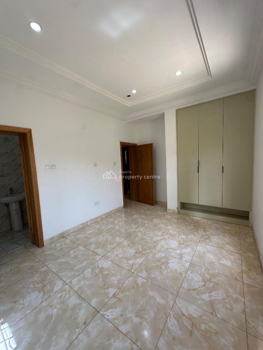 Newly Built 3 Bedroom Serviced and Unfurnished Apartment, Shoprite, Jabi, Abuja, Flat / Apartment for Rent