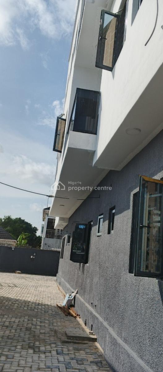 Luxury 2 Bedroom Flat, Lekki Scheme 2 Estate Abraham Adesanya, Ogombo, Ajah, Lagos, Flat / Apartment for Rent