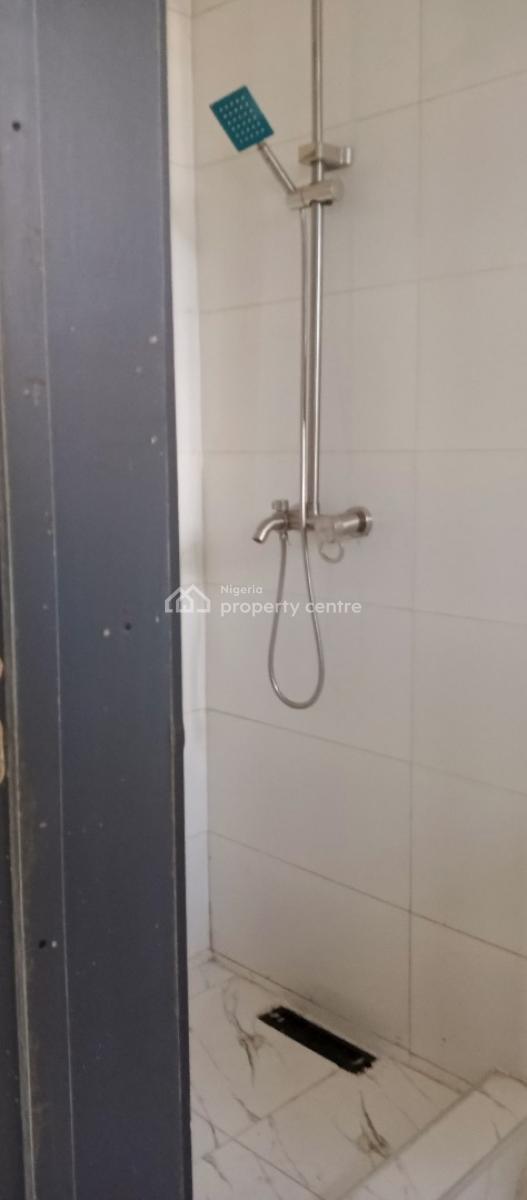 Luxury 2 Bedroom Flat, Lekki Scheme 2 Estate Abraham Adesanya, Ogombo, Ajah, Lagos, Flat / Apartment for Rent