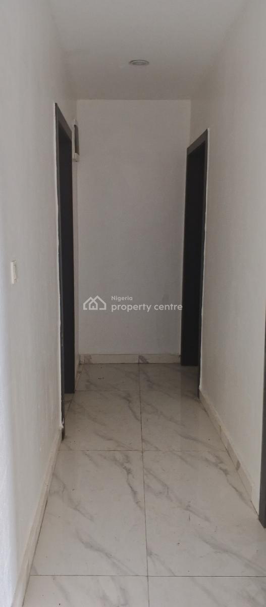 Luxury 2 Bedroom Flat, Lekki Scheme 2 Estate Abraham Adesanya, Ogombo, Ajah, Lagos, Flat / Apartment for Rent
