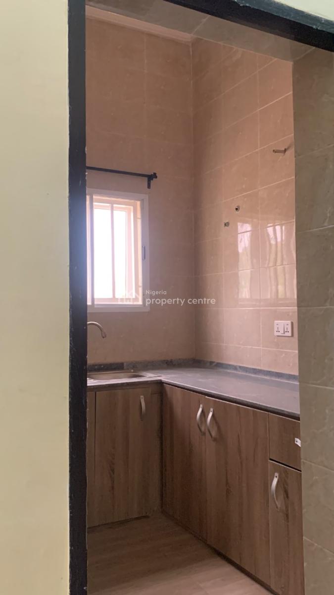 Fully Furnished 2 Bedroom in an Estate, Mpape Road, Maitama 2, Maitama District, Abuja, Flat / Apartment for Rent