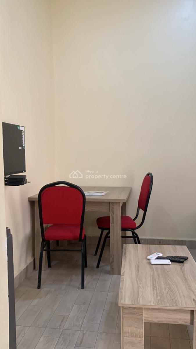Fully Furnished 2 Bedroom in an Estate, Mpape Road, Maitama 2, Maitama District, Abuja, Flat / Apartment for Rent