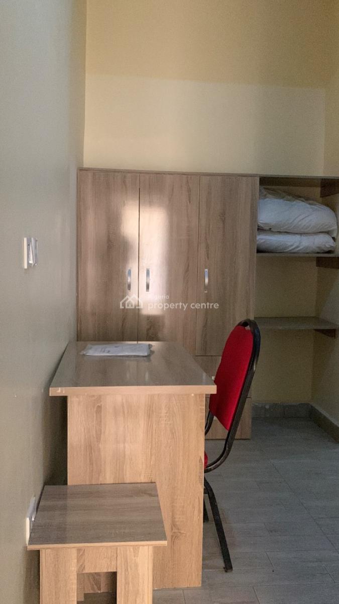 Fully Furnished 2 Bedroom in an Estate, Mpape Road, Maitama 2, Maitama District, Abuja, Flat / Apartment for Rent