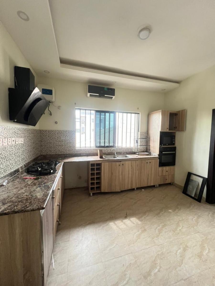 3 Bedroom Apartments, Off Admiralty Way, Lekki Phase 1, Lekki, Lagos, Flat / Apartment for Rent