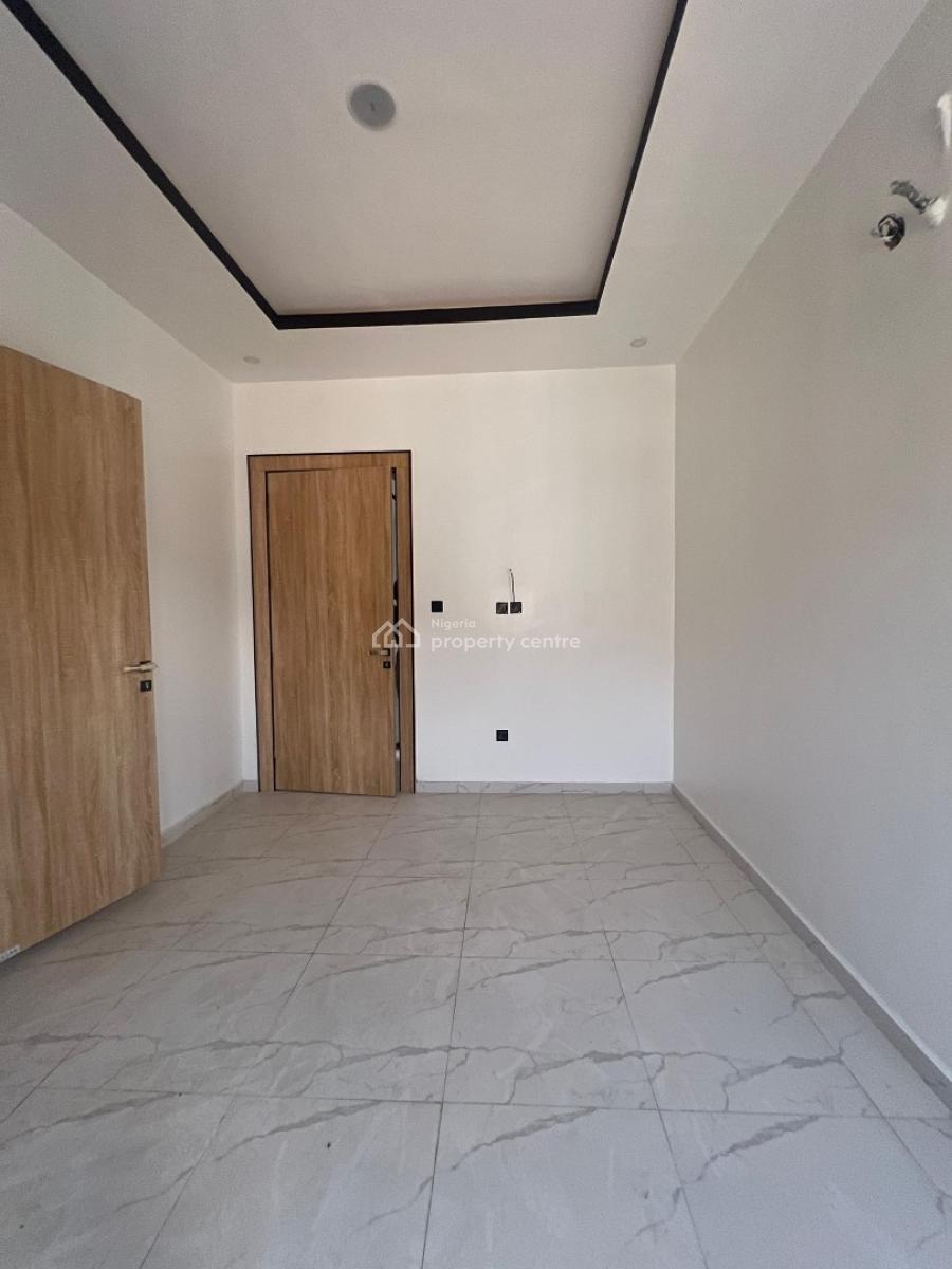 Spacious 5 Bedroom Detached Duplex with Bq, Chevron, Lekki, Lagos, Detached Duplex for Sale