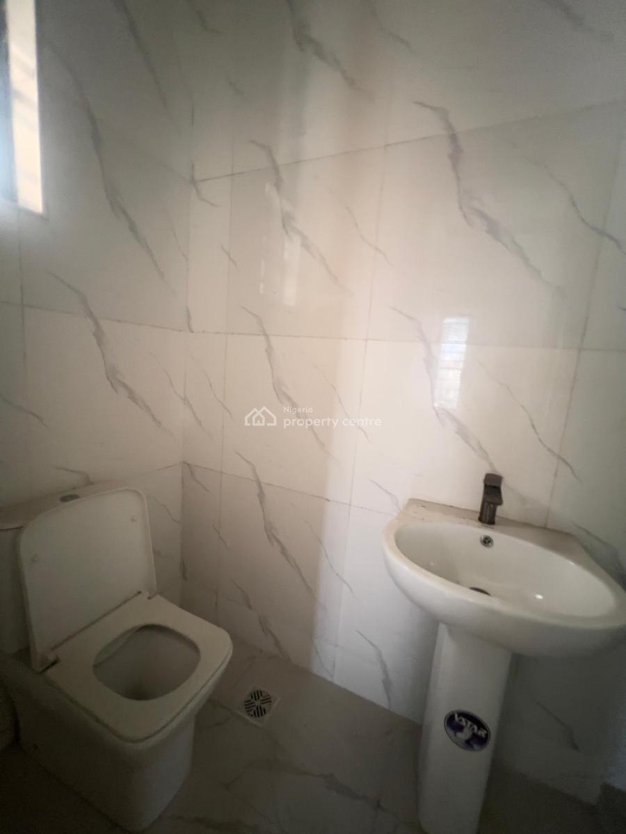 Spacious 5 Bedroom Detached Duplex with Bq, Chevron, Lekki, Lagos, Detached Duplex for Sale