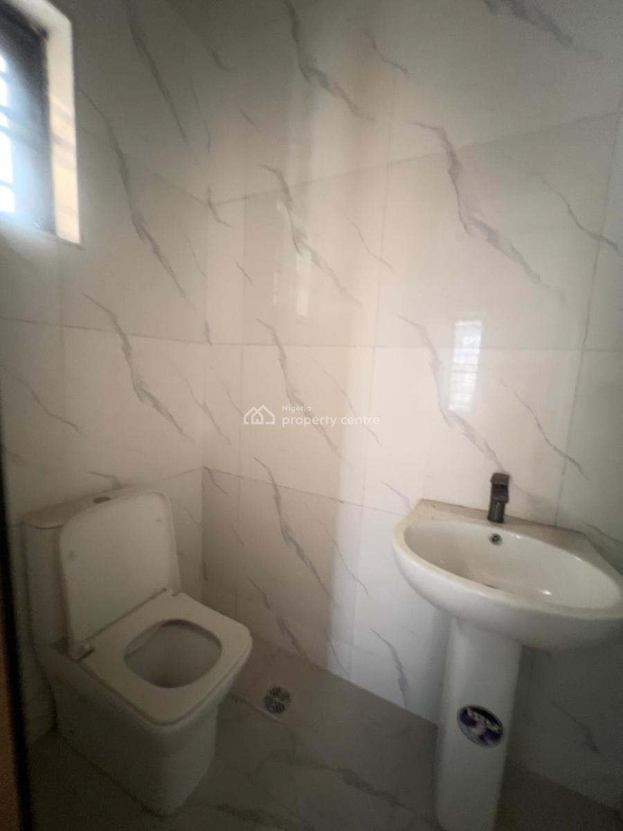 Spacious 5 Bedroom Detached Duplex with Bq, Chevron, Lekki, Lagos, Detached Duplex for Sale