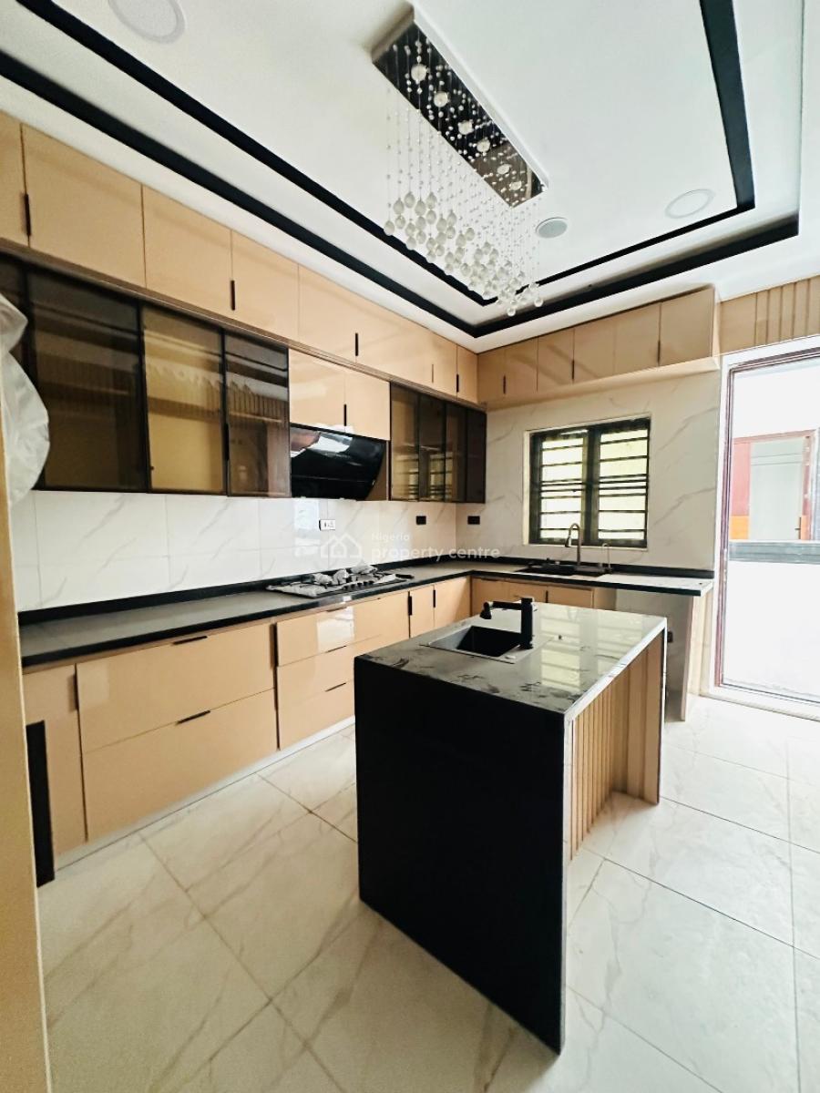 Spacious 5 Bedroom Detached Duplex with Bq, Chevron, Lekki, Lagos, Detached Duplex for Sale