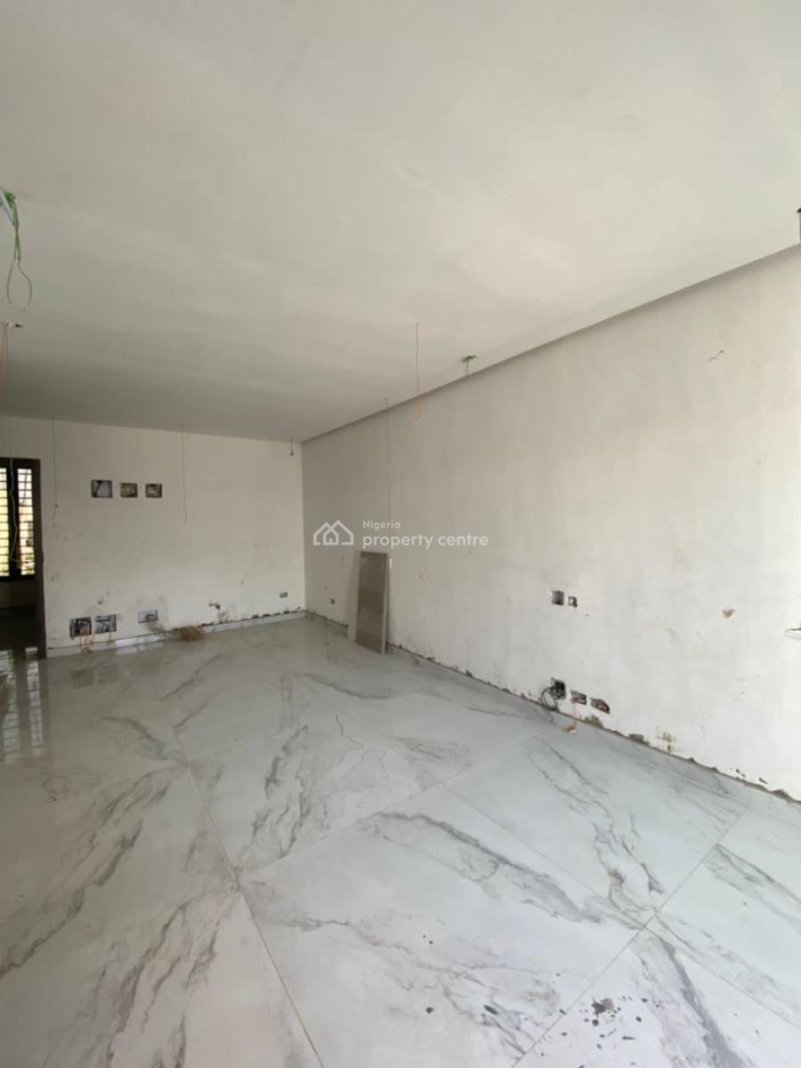 Distinguished 4-bedroom Semi-detached Residence with Bq, Osapa, Lekki, Lagos, Semi-detached Duplex for Sale