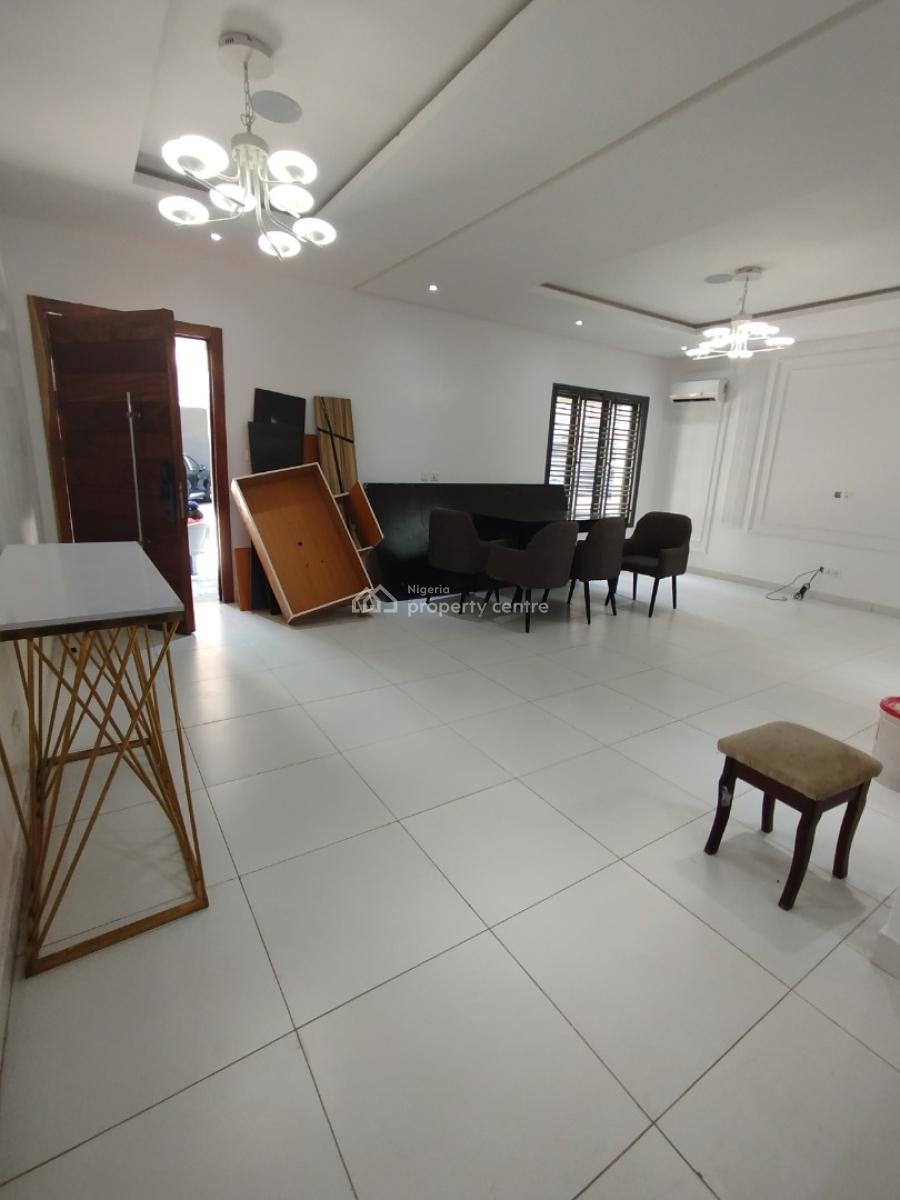 Well Maintained 4 Bedroom Duplex with Bq, Lekki Phase 1, Lekki, Lagos, Terraced Duplex for Sale