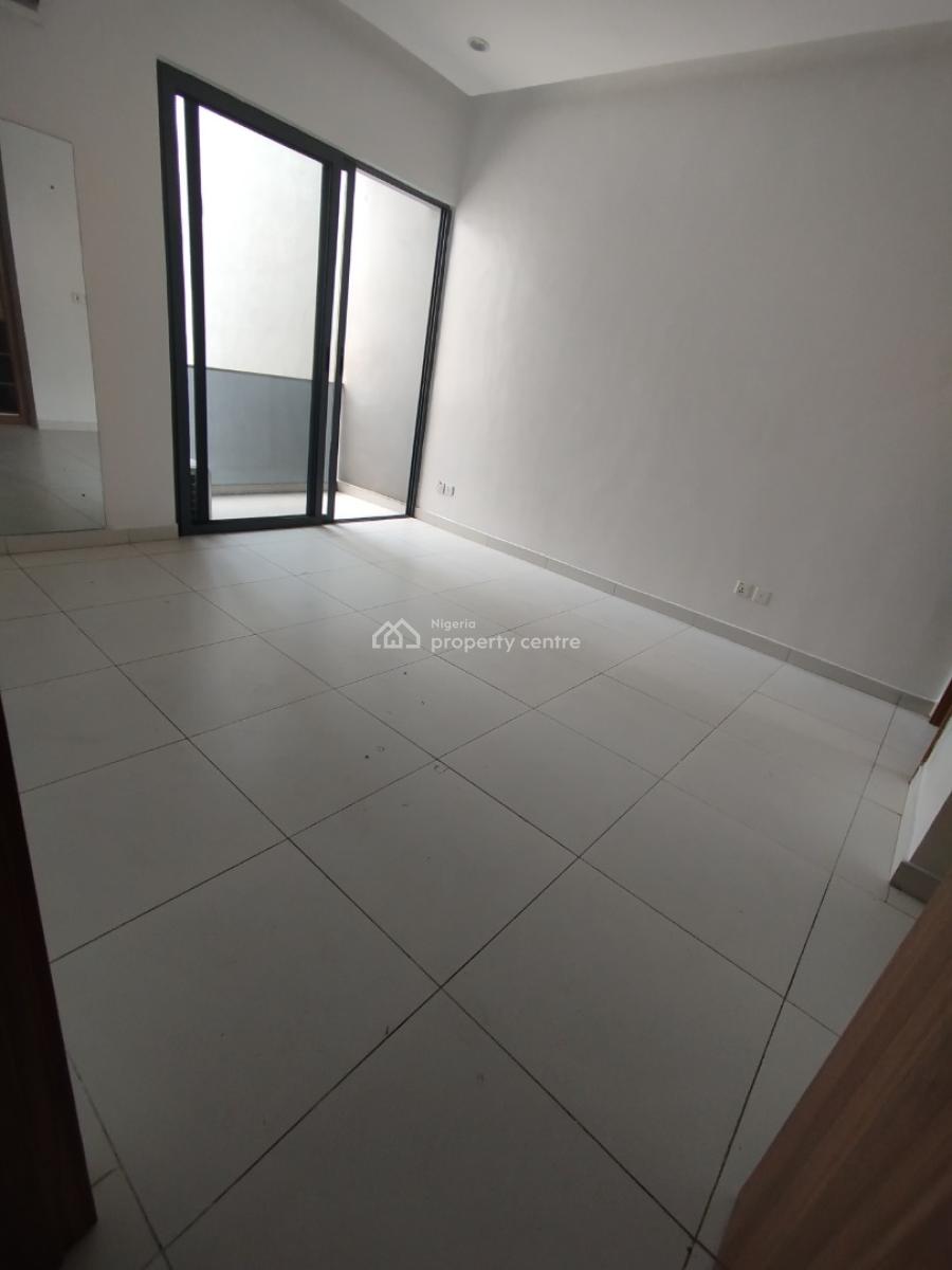 Well Maintained 4 Bedroom Duplex with Bq, Lekki Phase 1, Lekki, Lagos, Terraced Duplex for Sale