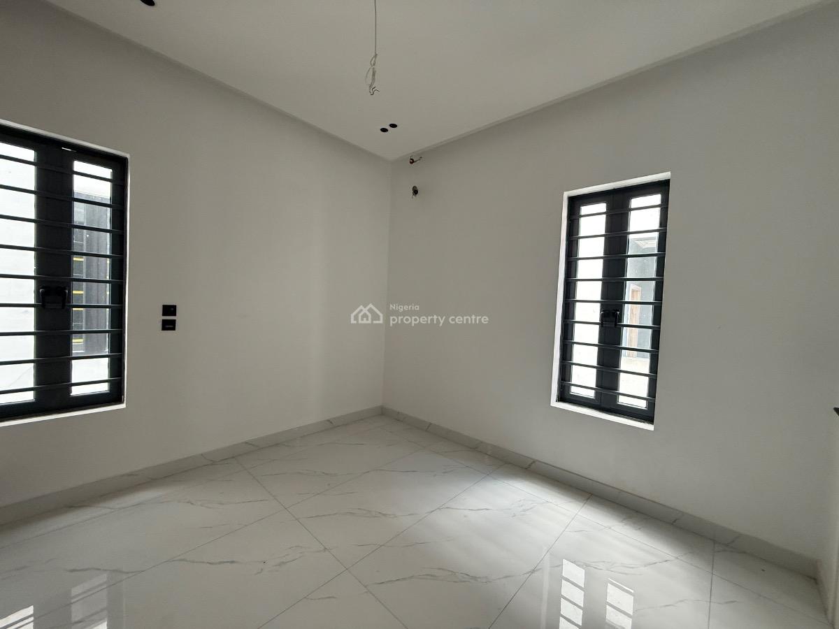 5 Bedroom Detached Available, Lekki Phase 2, Lekki, Lagos, Detached Duplex for Sale