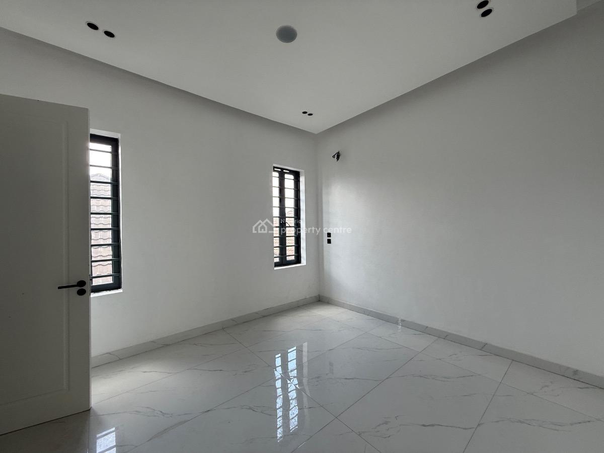 5 Bedroom Detached Available, Lekki Phase 2, Lekki, Lagos, Detached Duplex for Sale