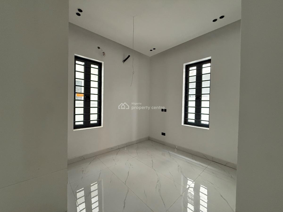 5 Bedroom Detached Available, Lekki Phase 2, Lekki, Lagos, Detached Duplex for Sale