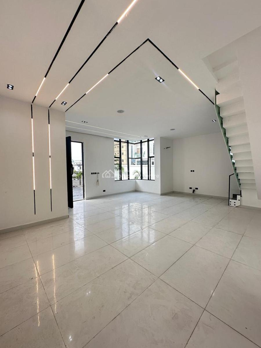 Exquisite Luxury Spacious 5 Bedroom Fully Detached Duplex with Bq, Chevron Tollgate Lekki Lagos, Lekki, Lagos, Detached Duplex for Sale