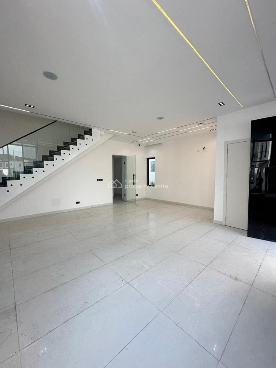 Exquisite Luxury Spacious 5 Bedroom Fully Detached Duplex with Bq, Chevron Tollgate Lekki Lagos, Lekki, Lagos, Detached Duplex for Sale