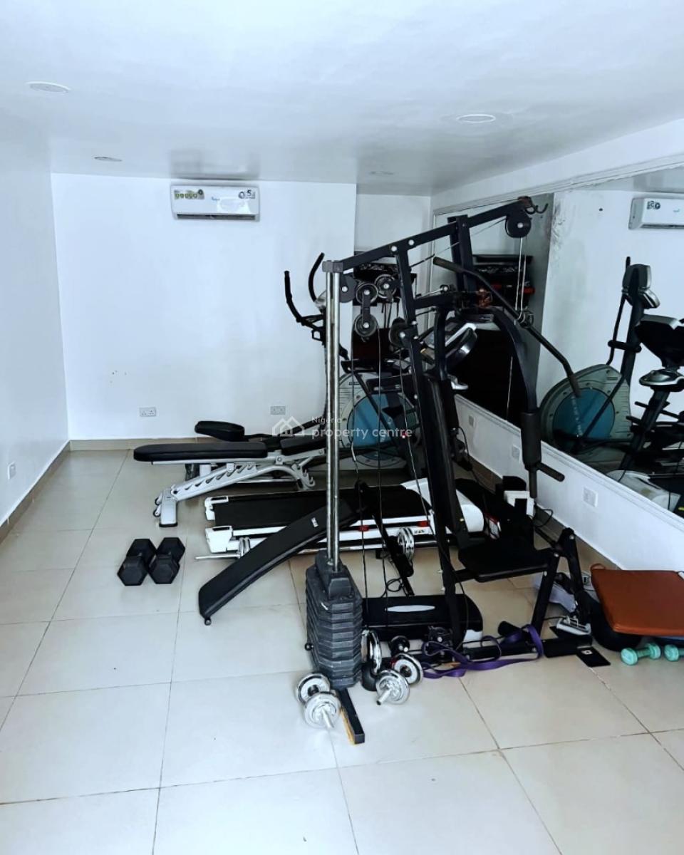 Well Maintained 3 Bedroom Apartment with a Bq Situated Within a Serene Environment, Ikoyi, Lagos, Terraced Duplex for Rent