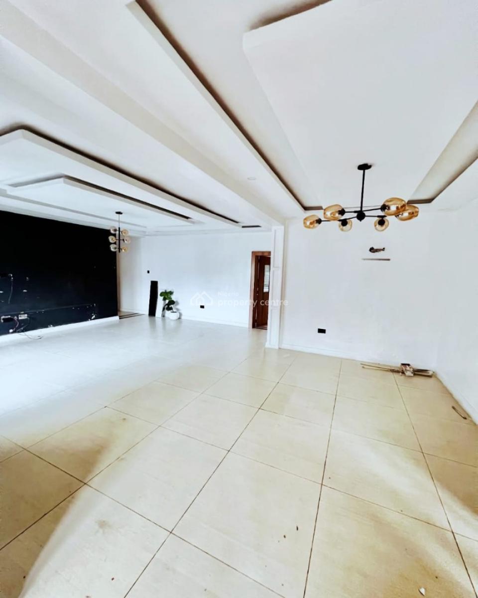 Well Maintained 3 Bedroom Apartment with a Bq Situated Within a Serene Environment, Ikoyi, Lagos, Terraced Duplex for Rent