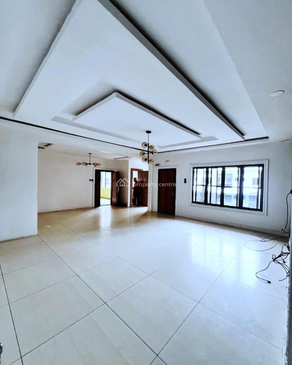 Well Maintained 3 Bedroom Apartment with a Bq Situated Within a Serene Environment, Ikoyi, Lagos, Terraced Duplex for Rent