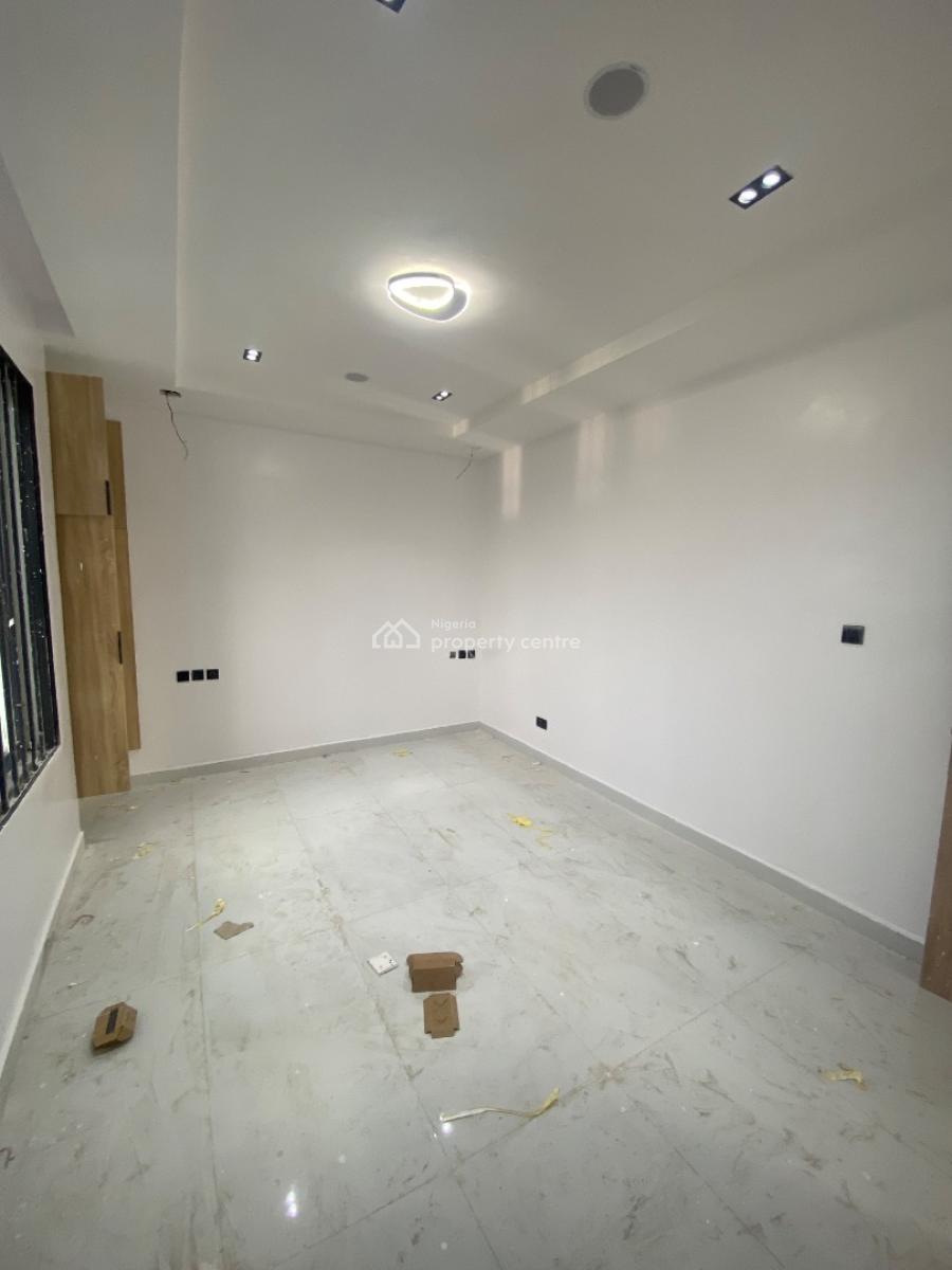 Newly Built 3 Bedroom Penthouse Apartment, Lekki 1, Lekki Phase 1, Lekki, Lagos, Block of Flats for Sale