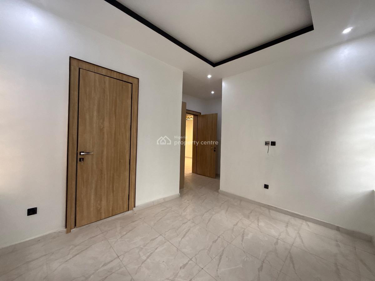 5 Bedroom Detached Available, Lekki Phase 2, Lekki, Lagos, Detached Duplex for Sale