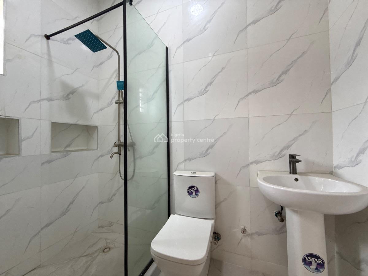 5 Bedroom Detached Available, Lekki Phase 2, Lekki, Lagos, Detached Duplex for Sale