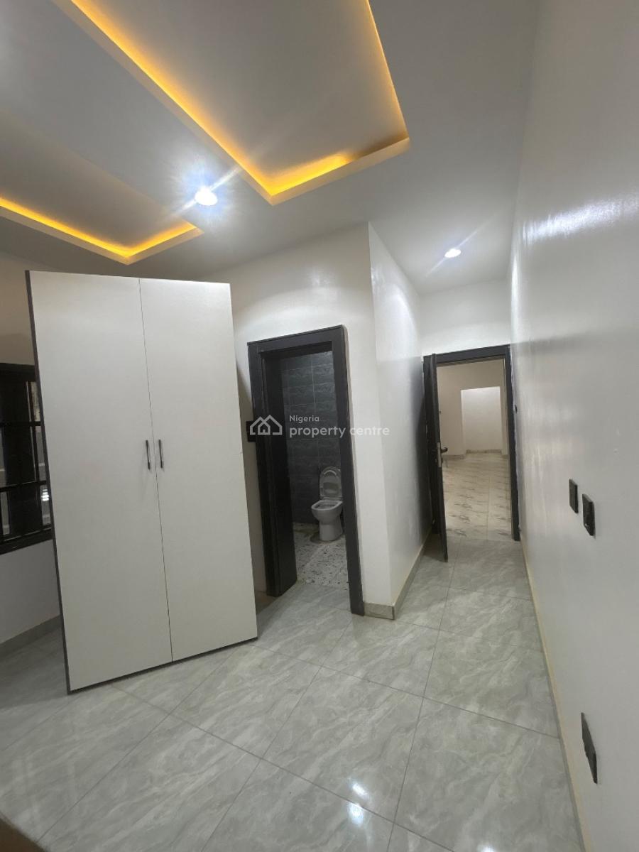 Standard 4-bedroom Duplex, Von Axis, Lugbe District, Abuja, Semi-detached Duplex for Rent