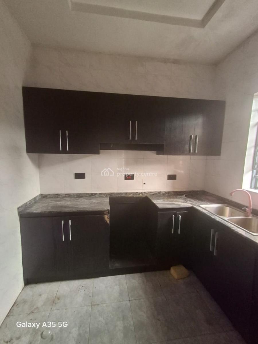 Luxury 2 Bedroom Apartment in a Secured Estate, in an Estate, Ogombo, Ajah, Lagos, Flat / Apartment for Rent