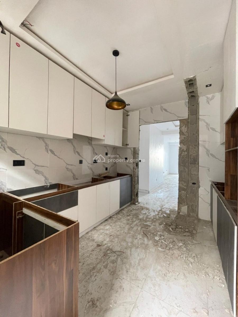 Decent 2 Bedroom Apartment with Elevator, Osapa, Lekki, Lagos, Flat / Apartment for Sale