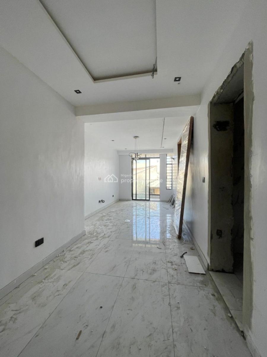 Decent 2 Bedroom Apartment with Elevator, Osapa, Lekki, Lagos, Flat / Apartment for Sale