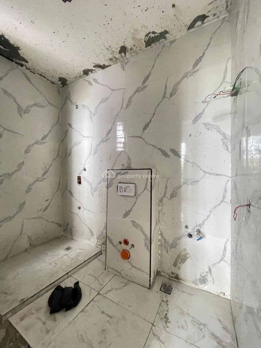 Decent 2 Bedroom Apartment with Elevator, Osapa, Lekki, Lagos, Flat / Apartment for Sale