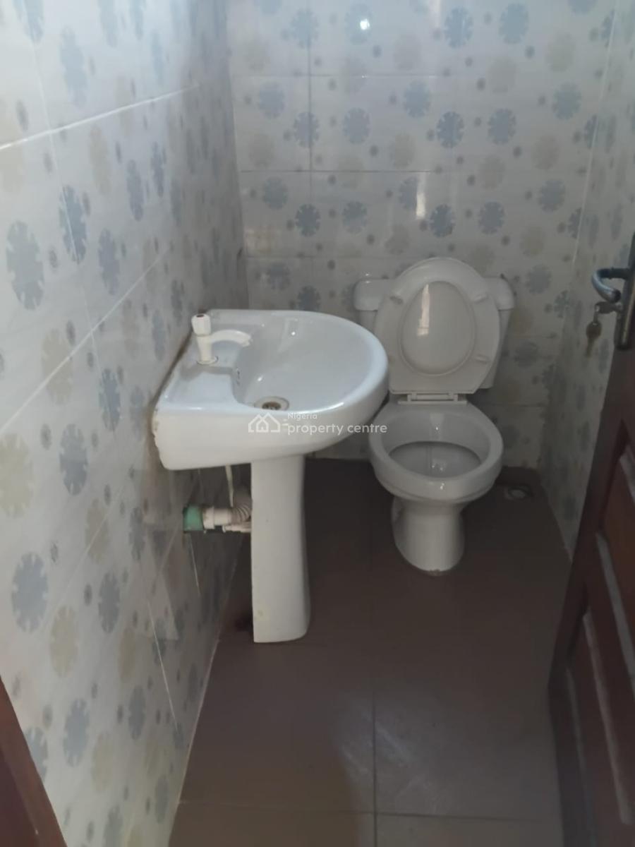 2 Bedroom Apartment in a Secured Estate, Silverland Estate, Sangotedo, Ajah, Lagos, Flat / Apartment for Rent