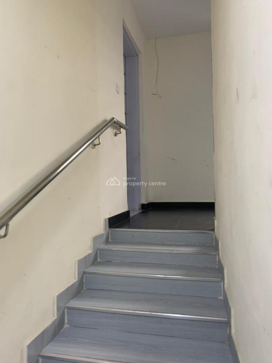 Newly Built 2 Units of 3 Bedroom Flat with a Room Servant Quarter, Oriwu Street, Lekki Right, Lekki Phase 1, Lekki, Lagos, Flat / Apartment for Rent
