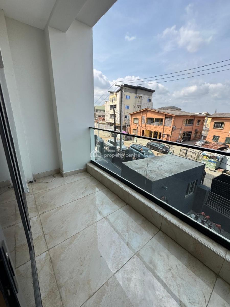 Exquisitely Built 8 Units Block of 2 Bedroom Flats, Toyin Street, Ikeja, Lagos, Block of Flats for Sale
