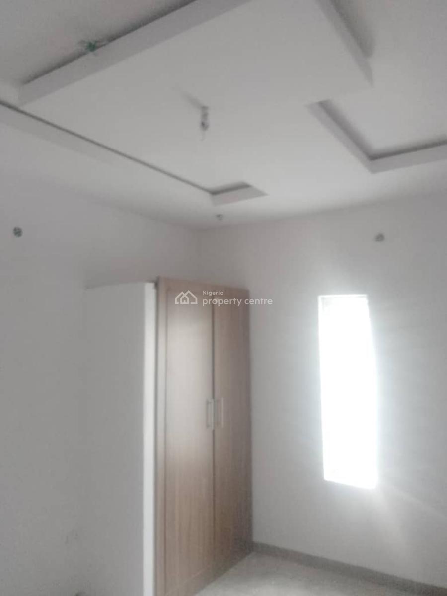 Luxurious 3 Bedroom Flat, Ogombo, Ajah, Lagos, Flat / Apartment for Rent