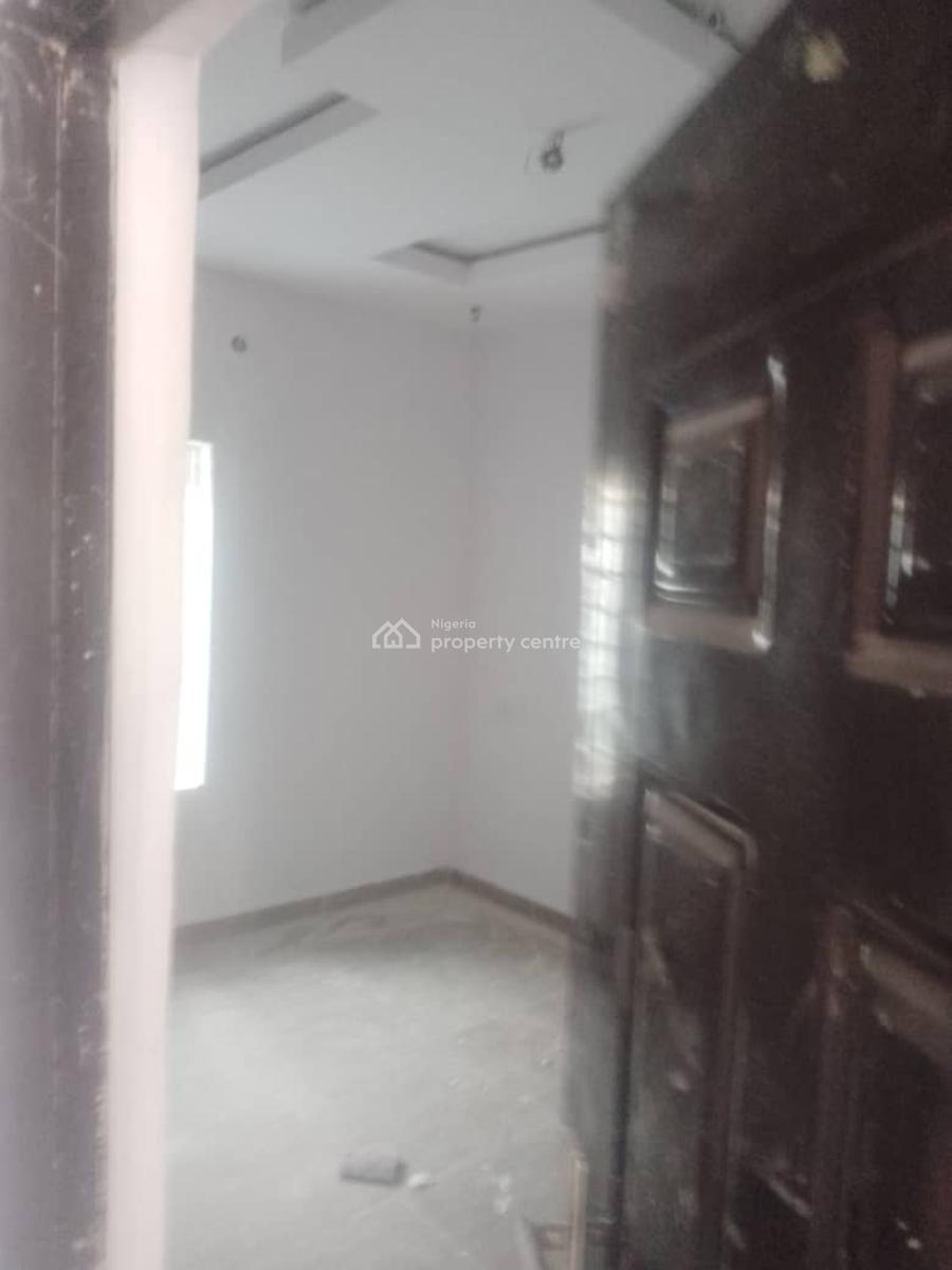 Luxurious 3 Bedroom Flat, Ogombo, Ajah, Lagos, Flat / Apartment for Rent